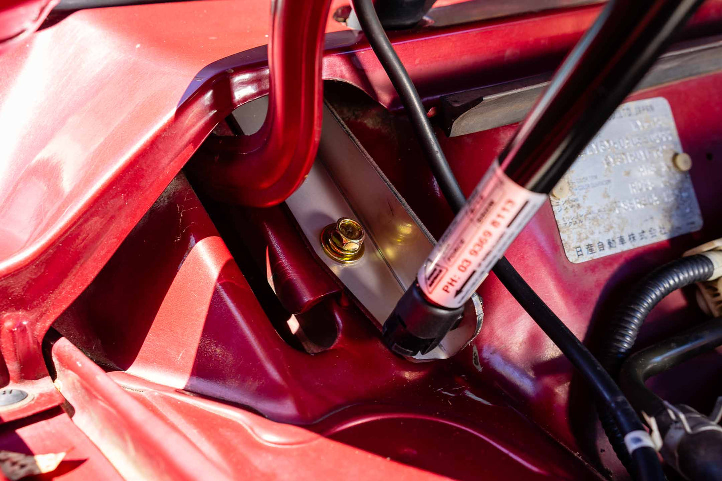 Nissan Y60 GQ Patrol Bonnet Gas Strut Conversion Kit